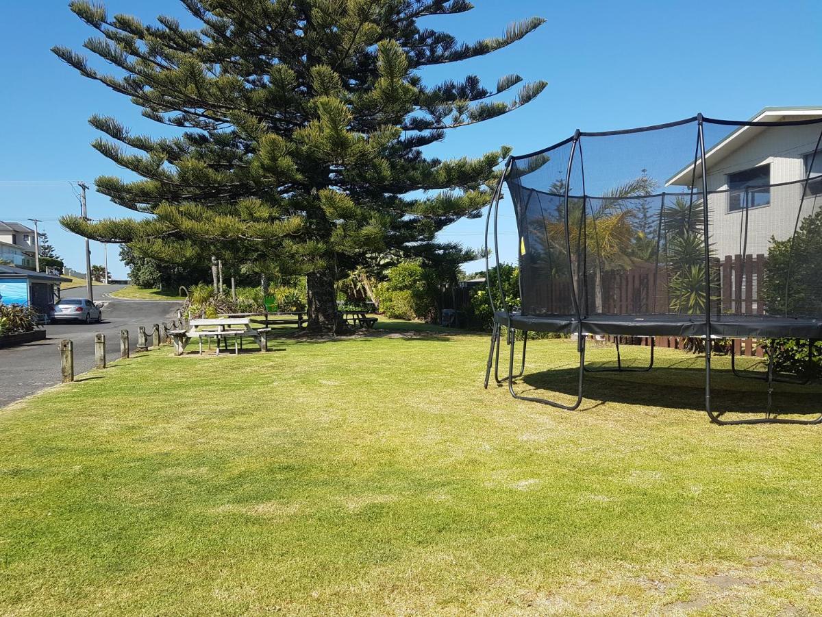Beaches Motel Waihi Exterior foto
